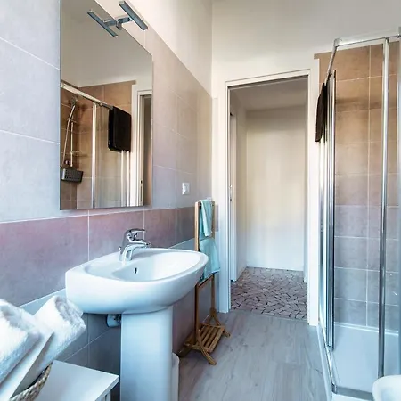 S.m. Downtown Apartment *